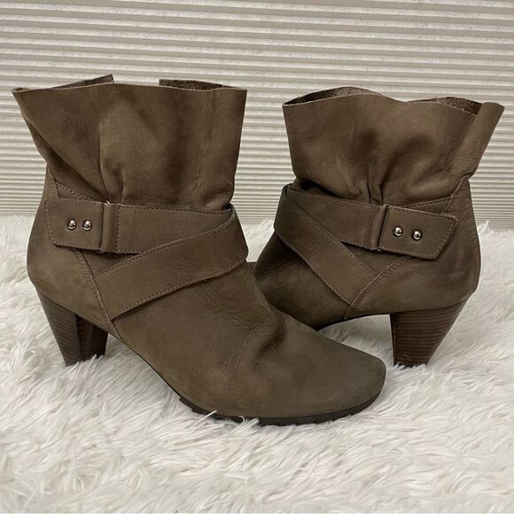 Paul Green Women’s pewter Suede Ankle Boots, scrunched‎ up shaft side zip sz 8 - Picture 1 of 13